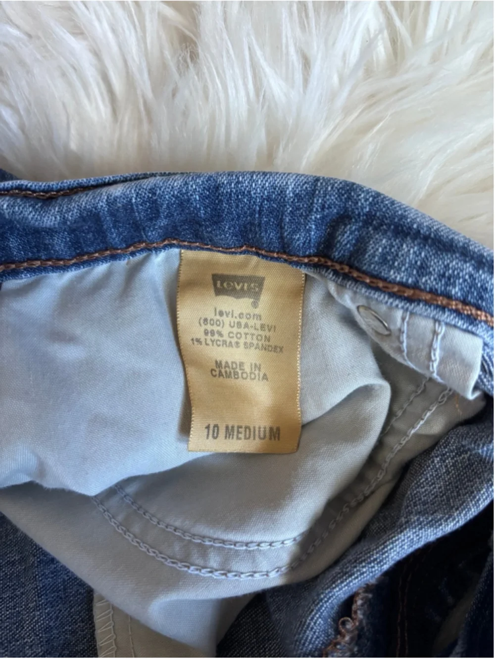 Levis they are